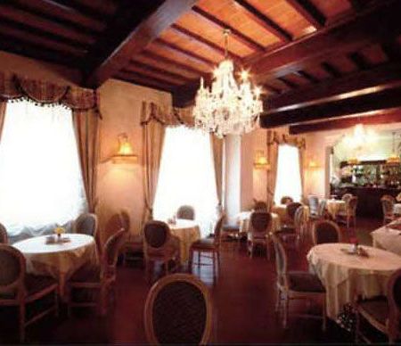 Grand Hotel Villa Patrizia Монтайоне Ресторант снимка