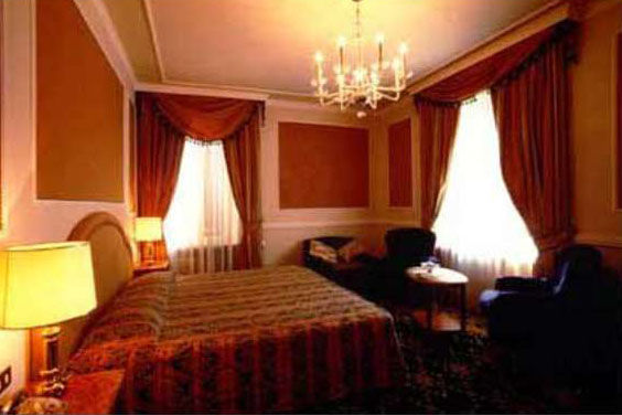 Grand Hotel Villa Patrizia Монтайоне Стая снимка