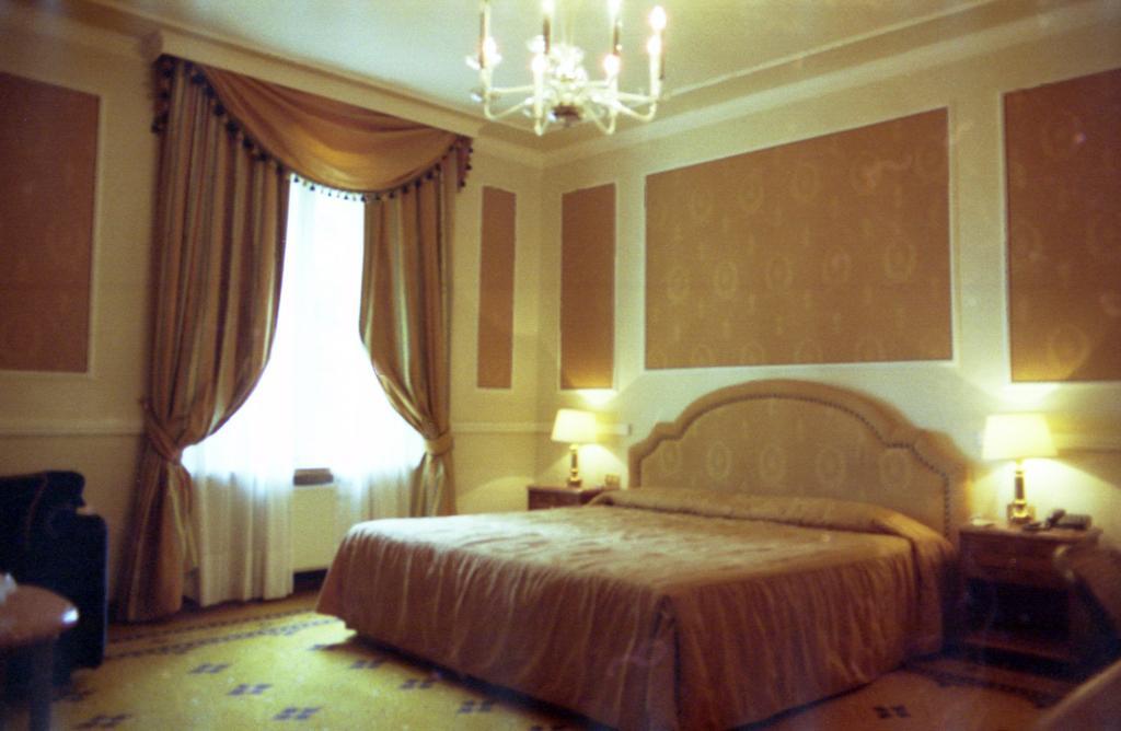 Grand Hotel Villa Patrizia Монтайоне Стая снимка